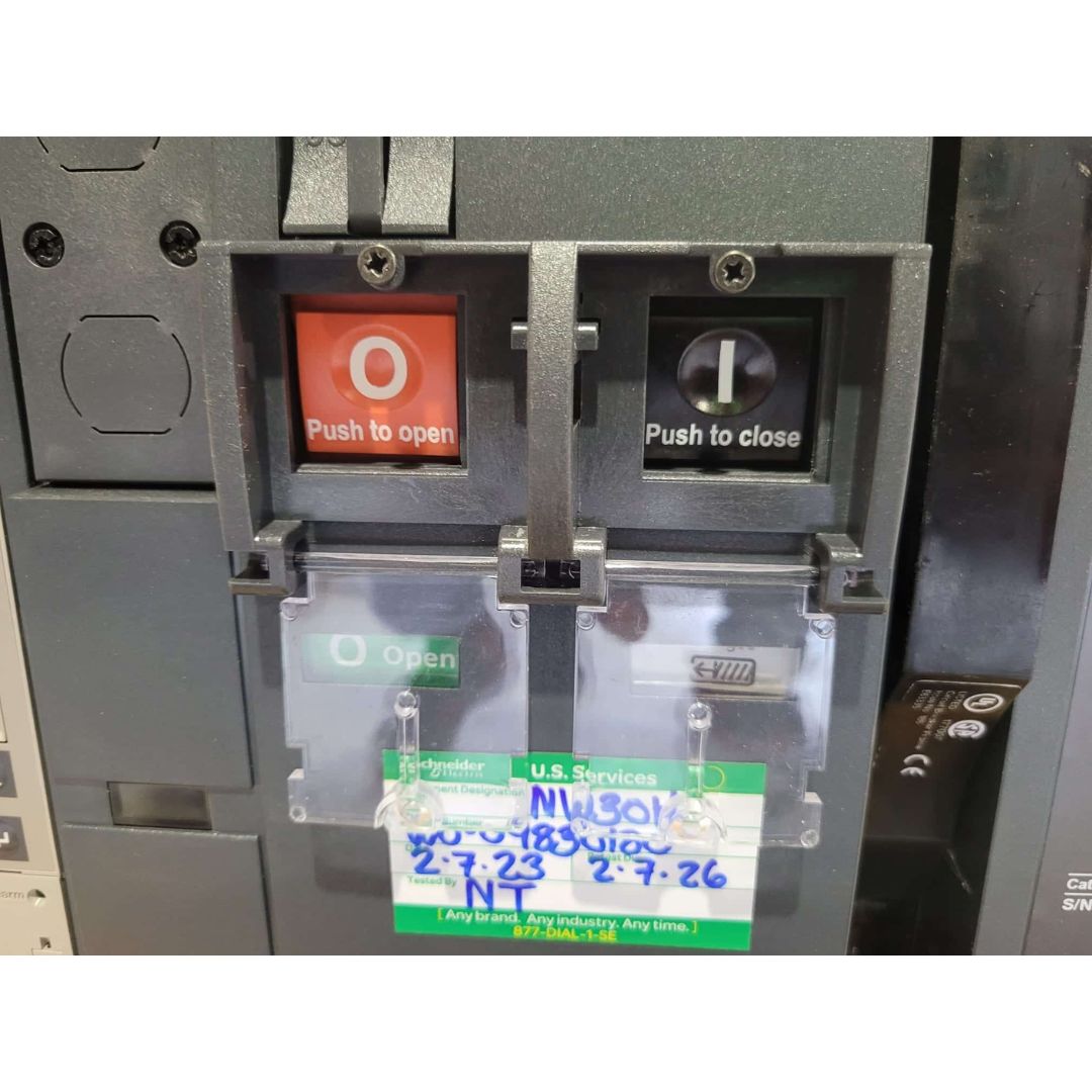Square D Masterpact NW30H (3000A) (Surplus)