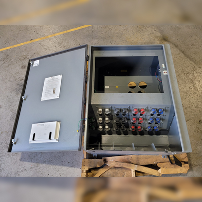 1600 Amp Trystar Docking Station inside view