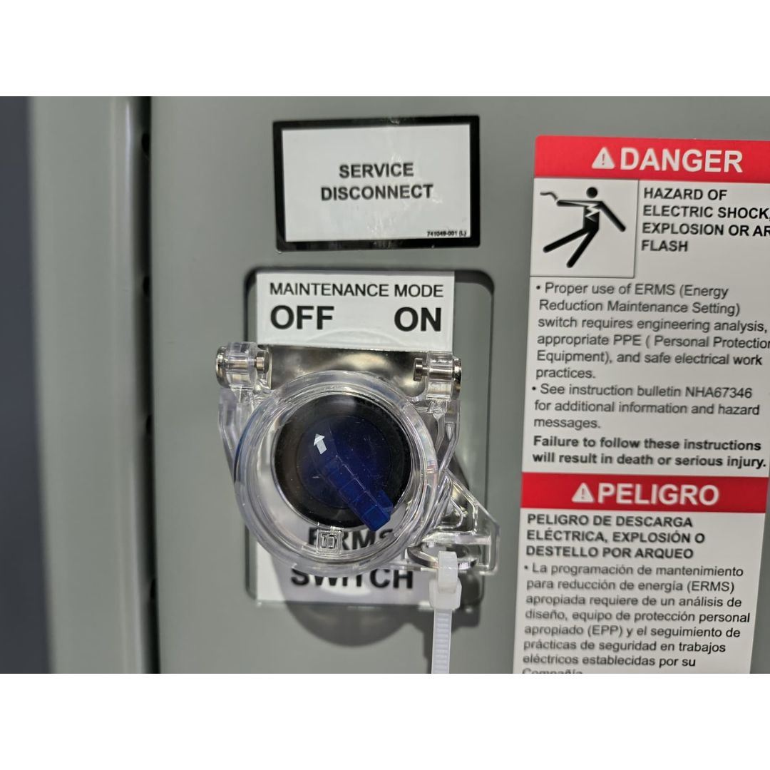 ASCO Series 300 G03AUSB32000CGXM Automatic Transfer Switch (2000A) (New)