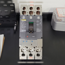 400 Amp Square D DGP36400E20 PowerPact Breaker front view