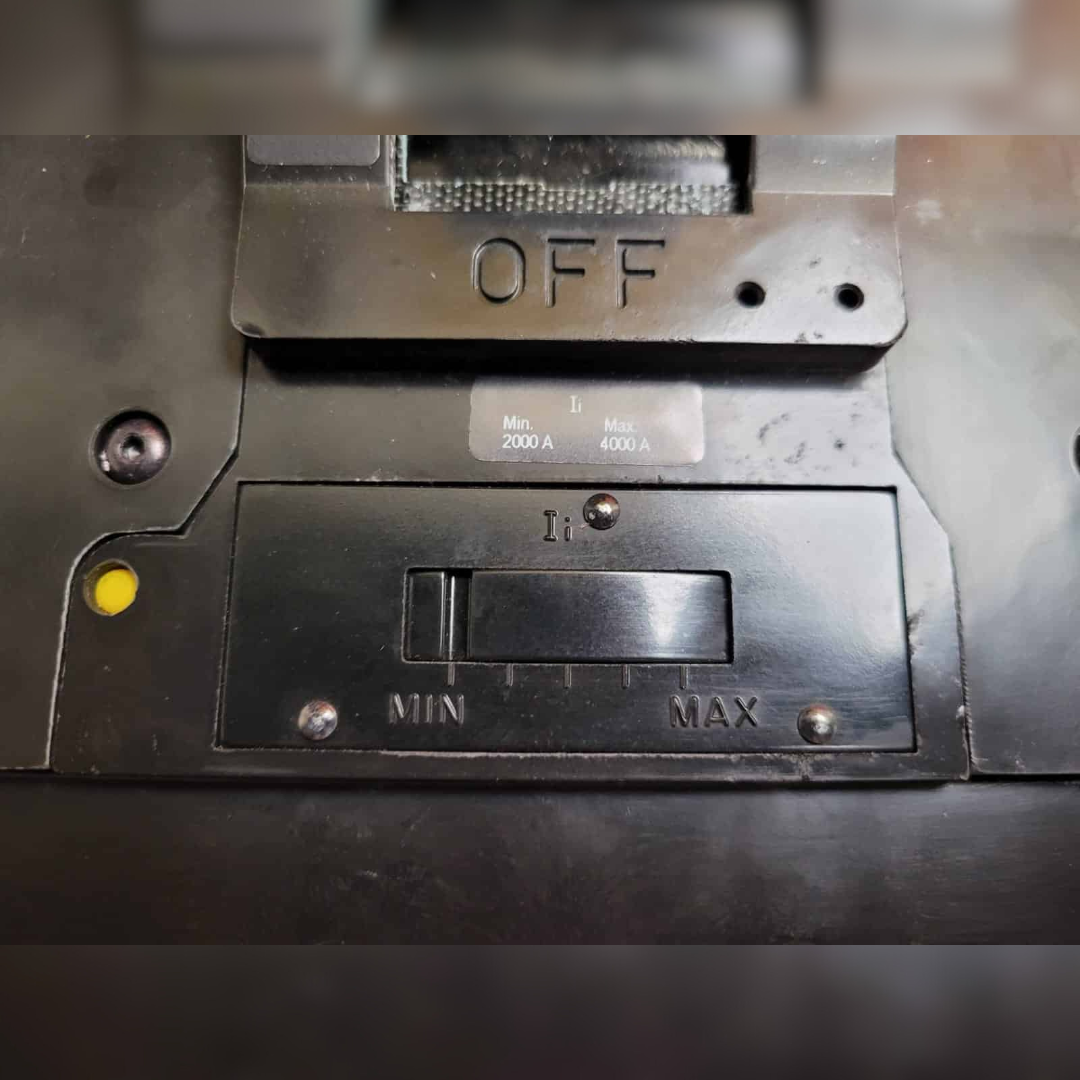 400 Amp Square D LAP36400 Breaker controls
