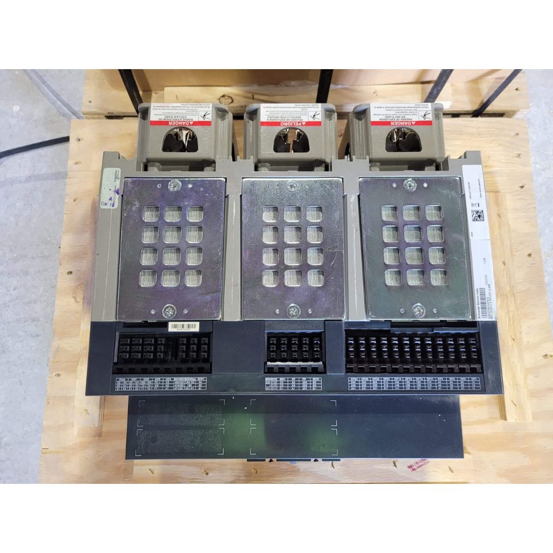 Square D Masterpact NW30H (3000A) (Surplus)