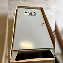 600 Amp CAT TCF3B6MXX2X3XXRXX0 Automatic Transfer Switch front view