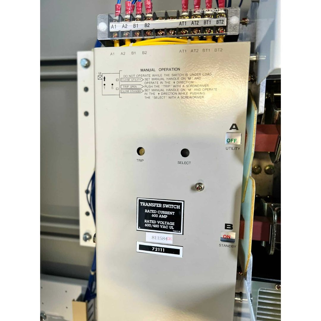 CAT TCF3B6MXX2X3XXRXX0 Automatic Transfer Switch (600A) (Used)