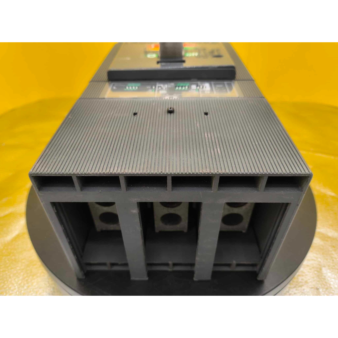 ABB SACE T5N 400 PR221DS Breaker (400A) (Used)