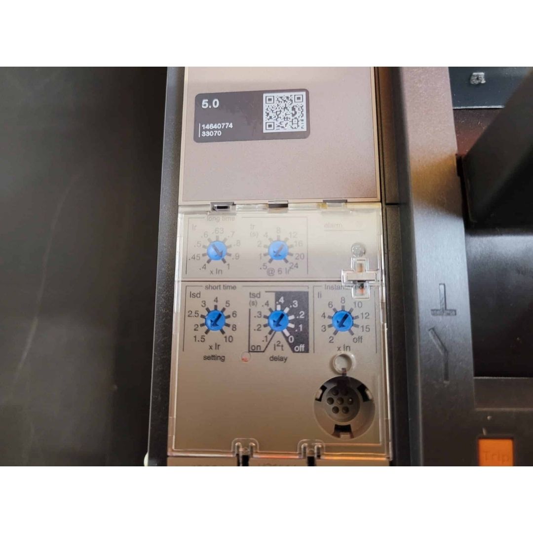 Square D PGP36100CU33A LSI Breaker (1000A) (Used)