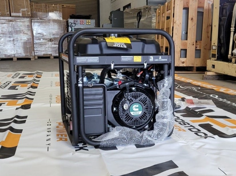 Cummins Onan P9500DF - 7500 Watt Electric Start Dual Fuel Portable Generator w/ GFCI Protection & Wireless Remote Start (49-State)