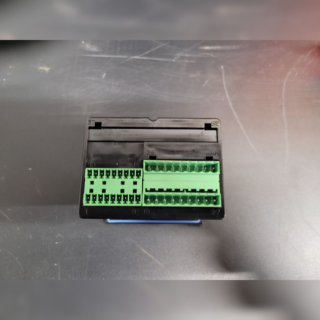 Atlas Copco Qc1002 Controller back view