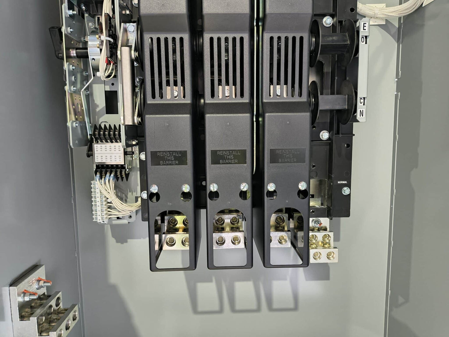 New 800 Amp ASCO Series 300 H03ATSA30800CGXC Automatic Transfer Switch