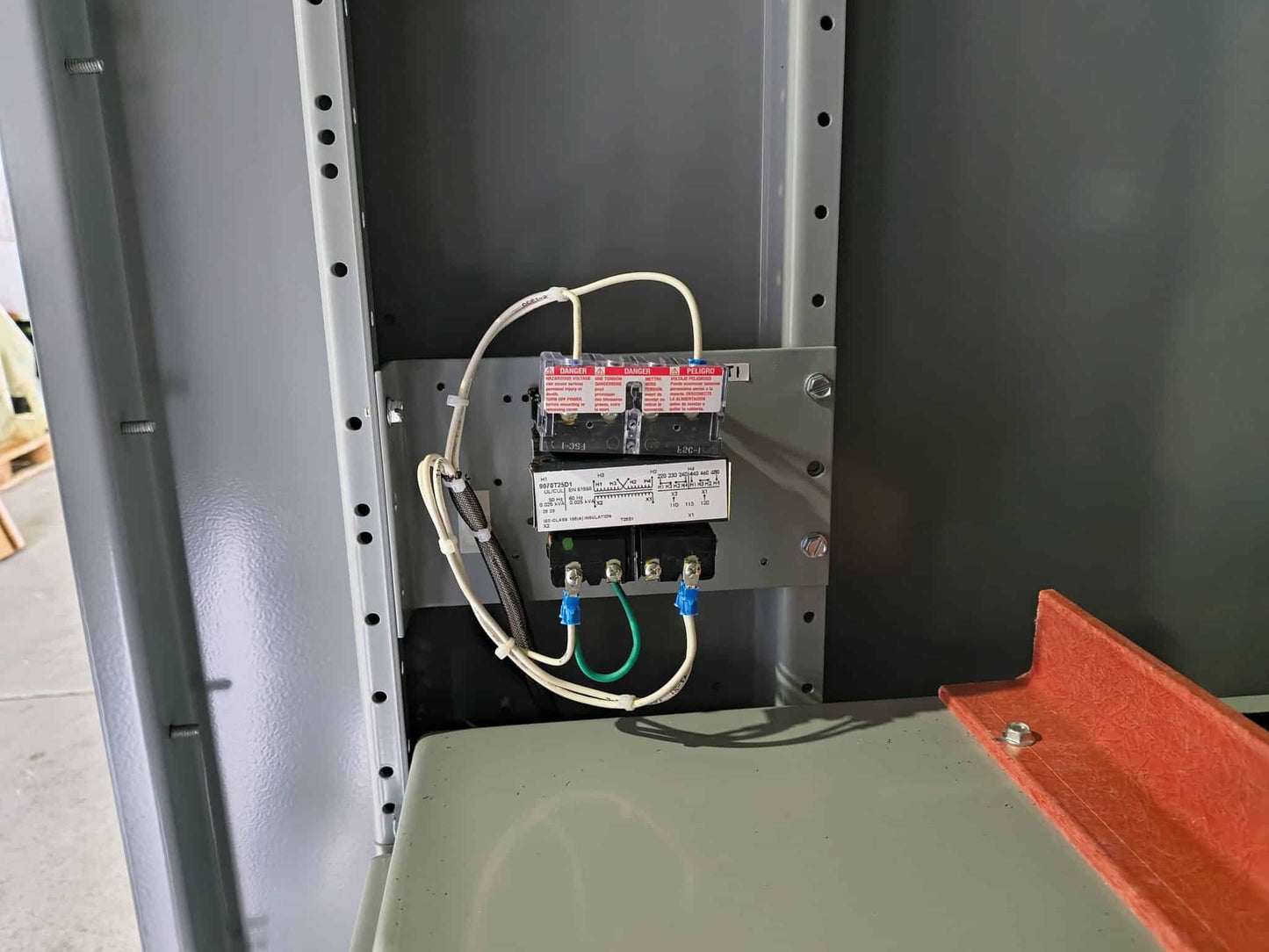 New 1200 Amp ASCO Series 300 H03AUSA31200NGXM Automatic Transfer Switch (ATS00370)