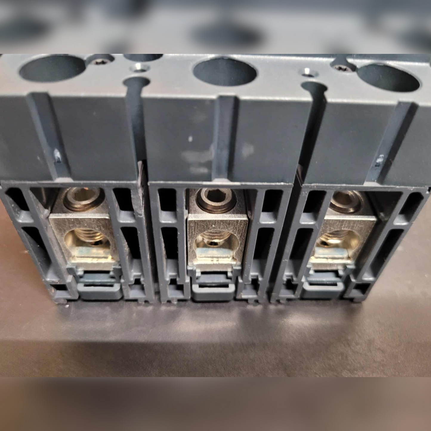 New 100 Amp Square D HDP36100CU33XTX Breaker LCB, 100A, HD, MICRO LSI, 100% view 1