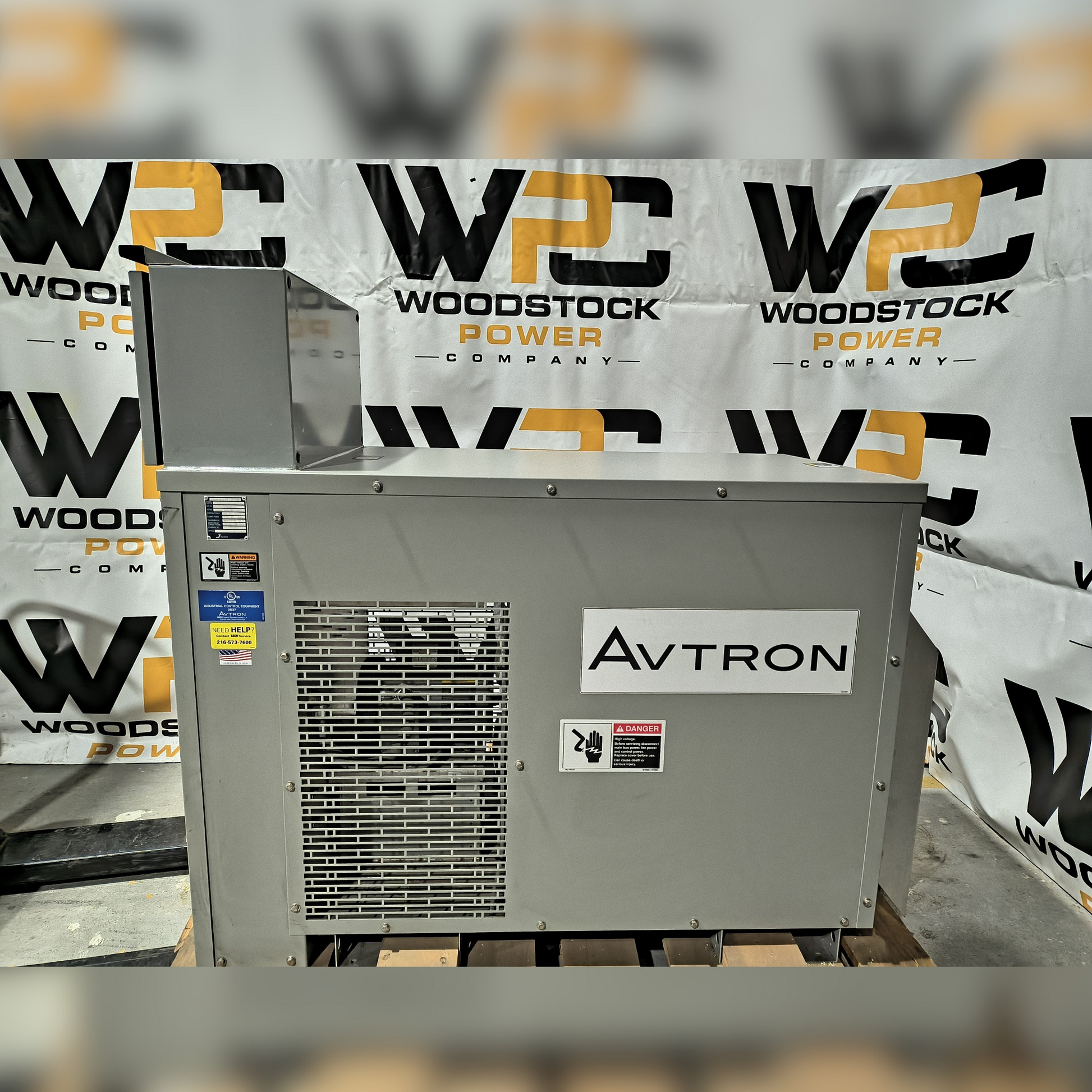 New 100 kW Avtron LSH100 Outdoor Resistive Load Bank Side View