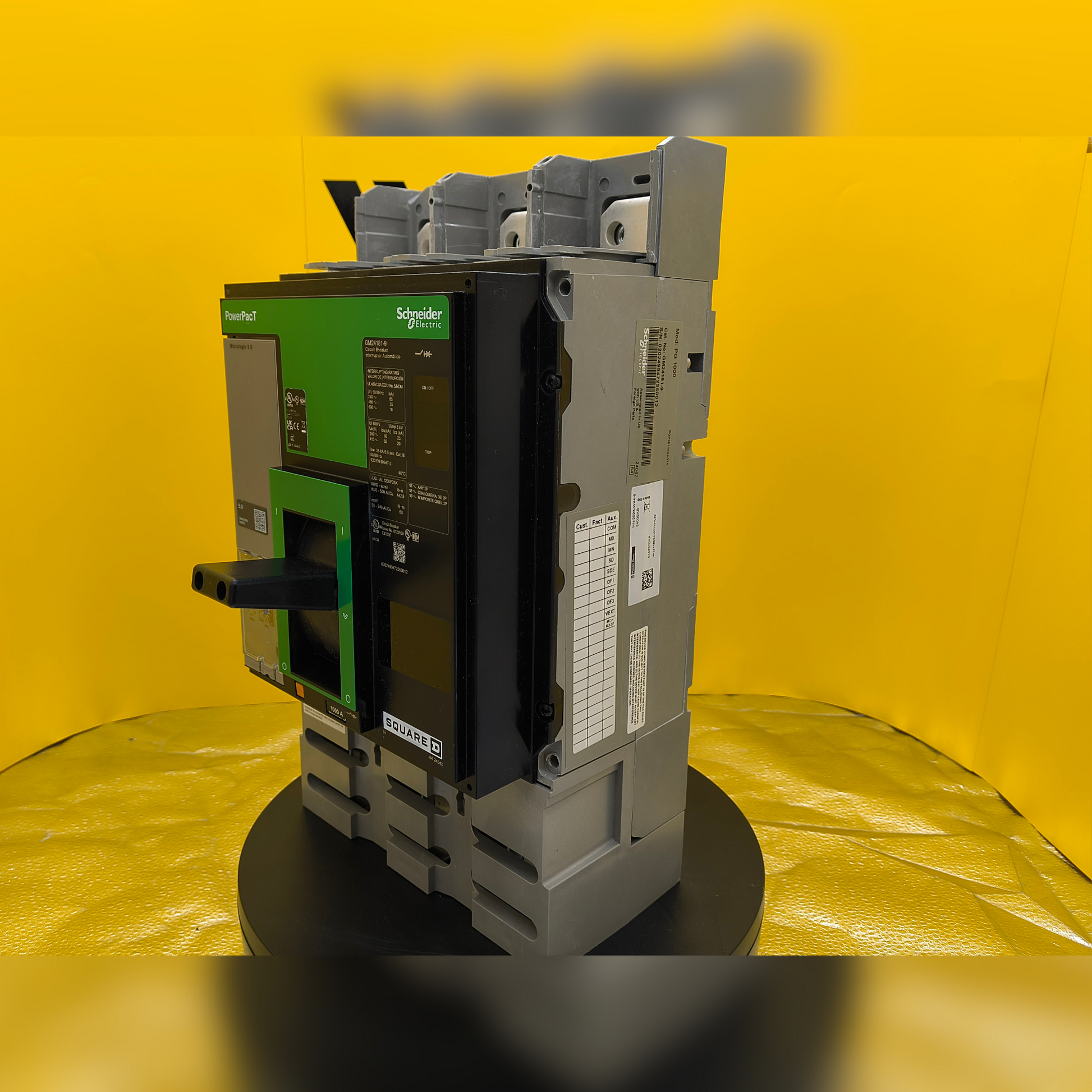 New 1000 Amp Square D PGP36100CU33A Breaker LCB, 1000A, PGP, EL/MICRO LSI, 100% Front and Side View
