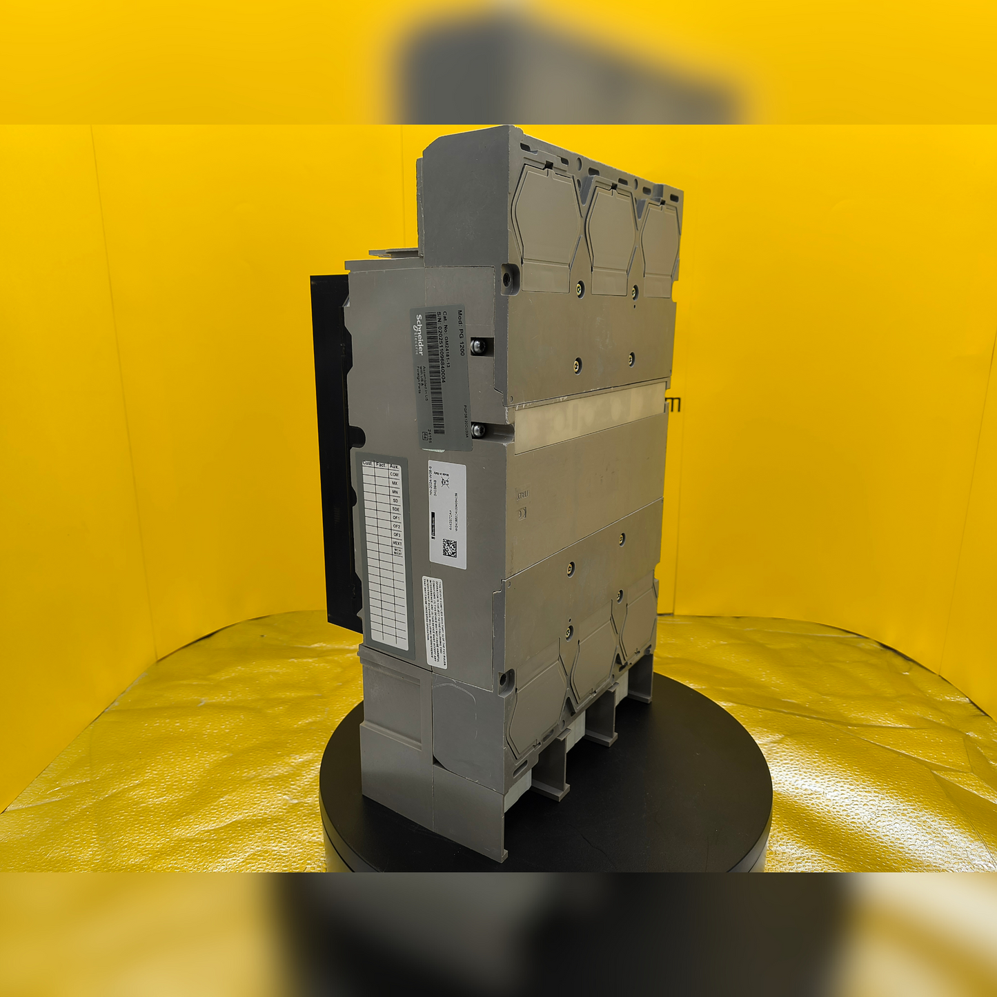 New 1200 Amp Square D PGP36120CU33A LSI Breaker back and side view