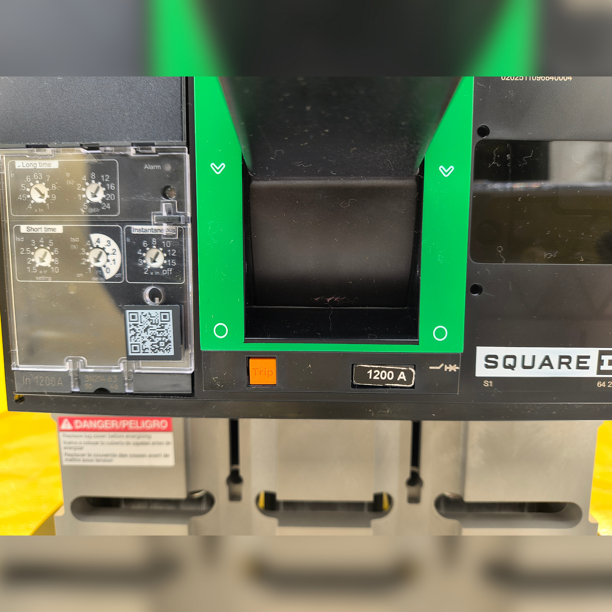New 1200 Amp Square D PGP36120CU33A LSI Breaker switch and controls