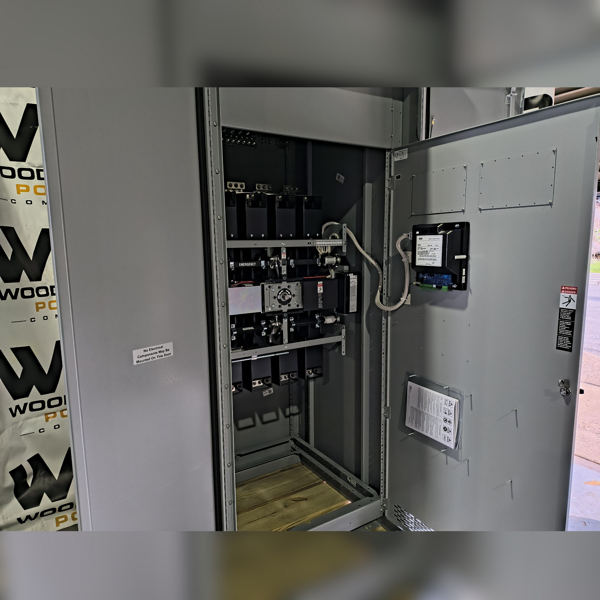 New 1600 Amp ASCO Series 300 G03ATSB31600NGXM Automatic Transfer Switch Front View