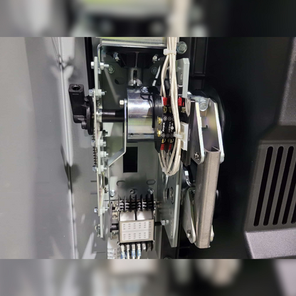 New 800 Amp ASCO 300 Series H03ATSB30800NGXF inside view