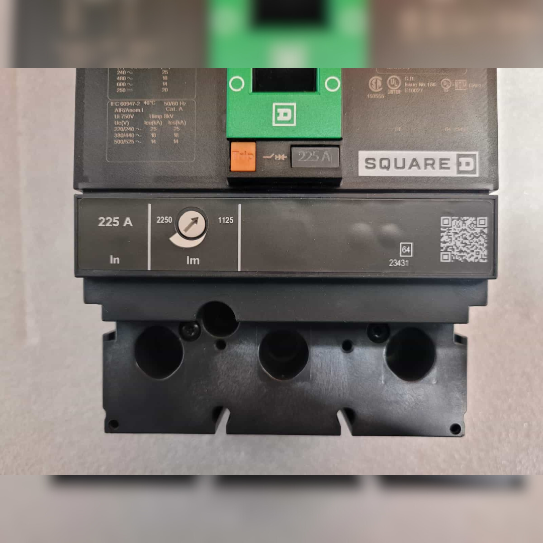 Surplus 225 Amp Square D JDP36225CTX Breaker controls