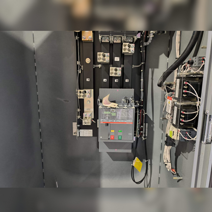 Used 1000 Amp Kohler KEP-DFTC-1000S-PN Service Entrance Rated Automatic Transfer Switch Inside View