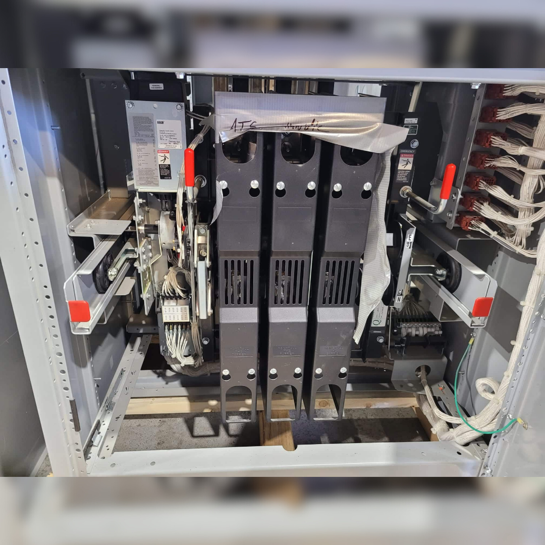 Used 800 amp ASCO H0715BA30800NSXC Automatic Transfer Switch inside view